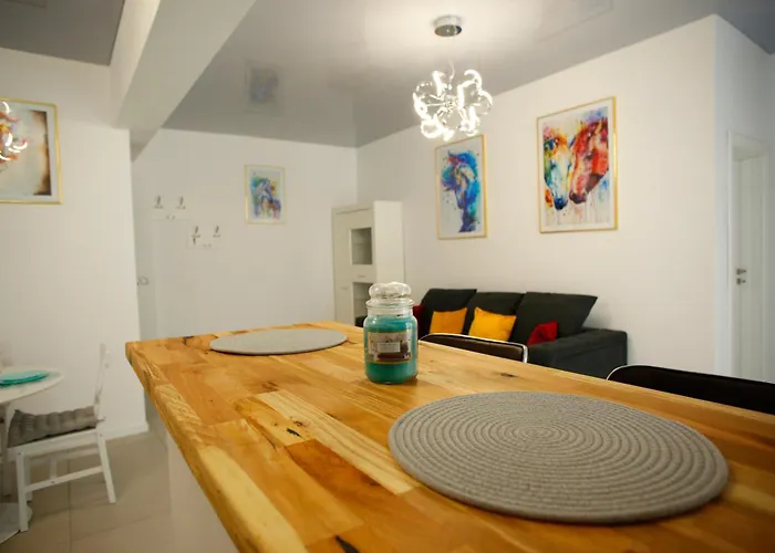 Kuda - Promenada Mamaia Nord *